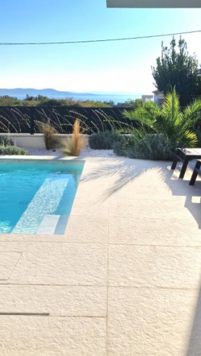 Villa 1